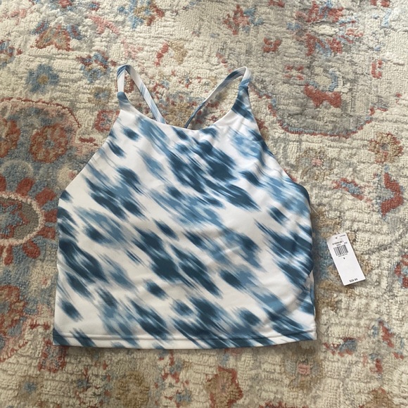 New Old Navy Active Wear Top - Picture 1 of 2